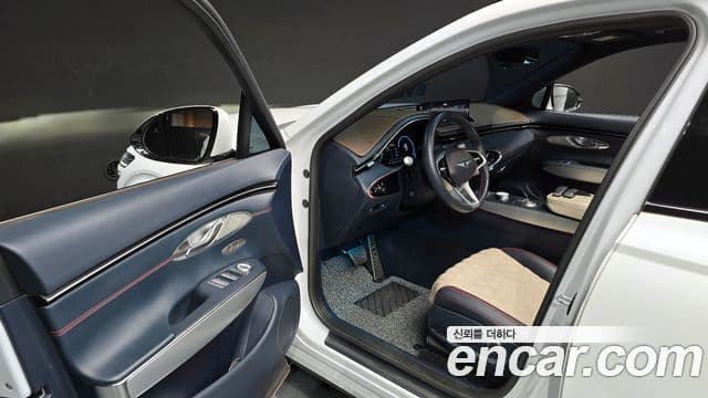 Genesis GV70, 2021 10