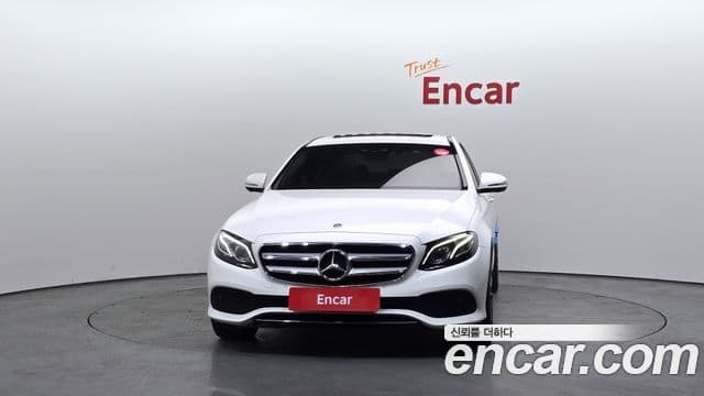 Mercedes-Benz E-класс W213 Avantgarde, 2018 3