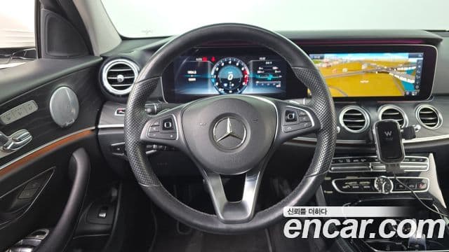 Mercedes-Benz E-класс W213 Avantgarde, 2018 13