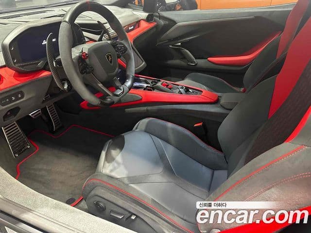 Lamborghini 레부엘토, 2025 4