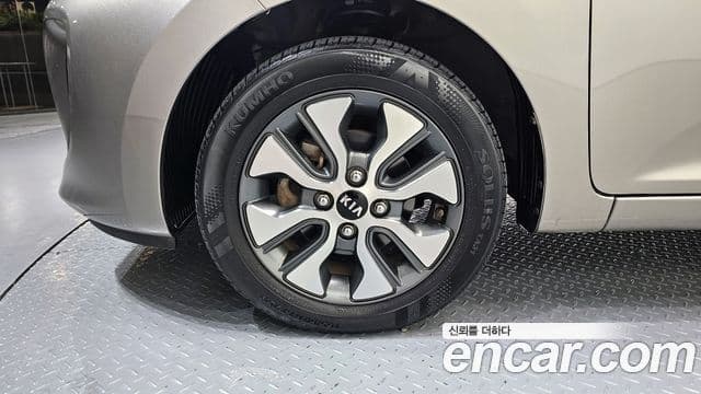 Kia The / новый New Morning Luxury, 2016 все фото