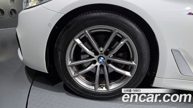 BMW 5시리즈 (G30) 520d M Sport Plus, 2019 все фото