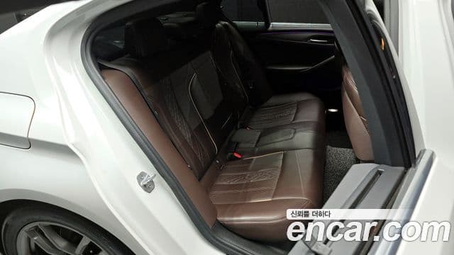 BMW 5시리즈 (G30) 520d M Sport Plus, 2019 12