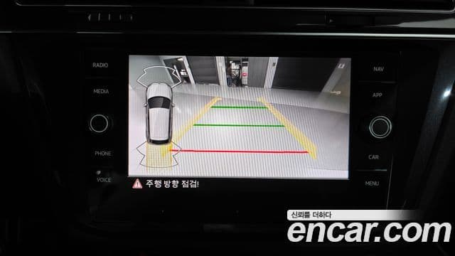 Volkswagen Tiguan 2세대 Premium, 2023 16