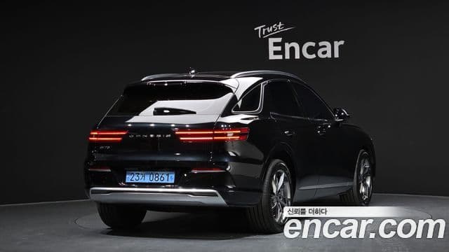 Genesis electrified GV70 e-AWD, 2022 2