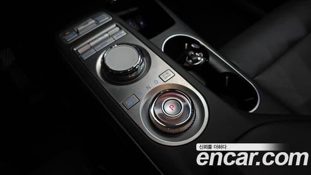 Genesis electrified GV70 e-AWD, 2022 9