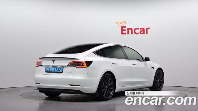 Tesla модель 3 performance AWD, 2020 2