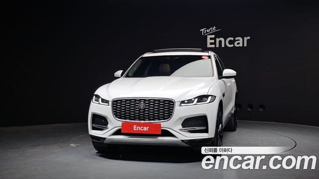 Jaguar F-PACE D200 SE, 2022 3