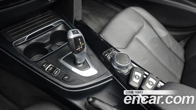 BMW 3시리즈 (F30), 2018 9