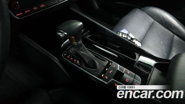 Kia All New K7 Prestige, 2017 9