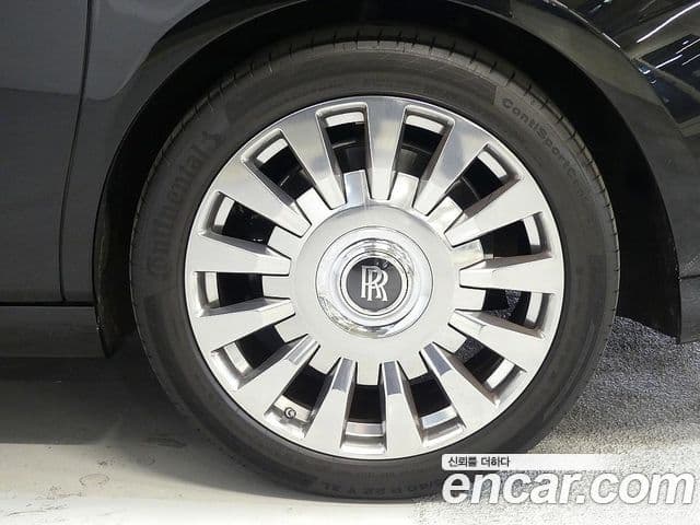 Rolls-Royce 팬텀, 2021 4