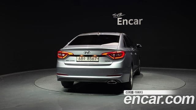Hyundai LF Sonata 2.0 Smart, 2015 4