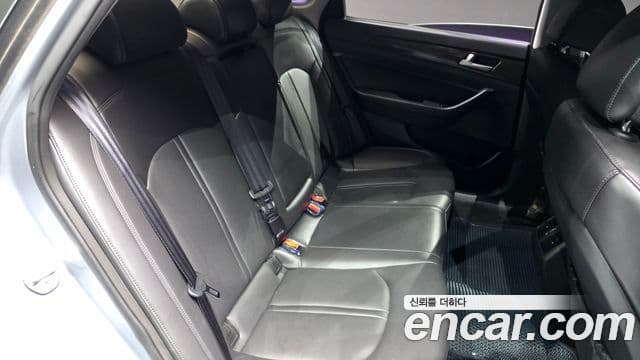 Hyundai LF Sonata 2.0 Smart, 2015 12