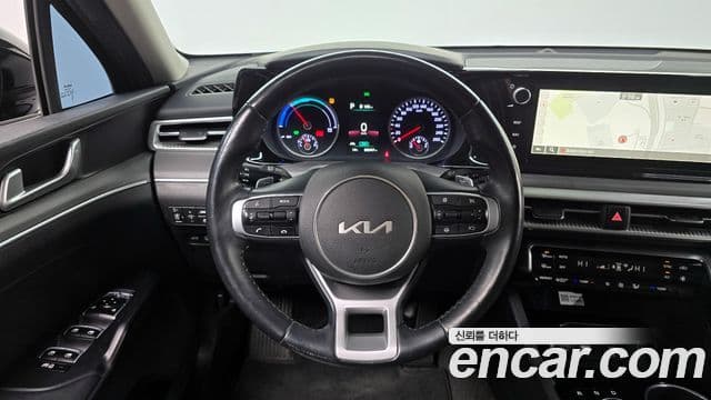 Kia K5 гибрид 3세대 Prestige, 2023 13