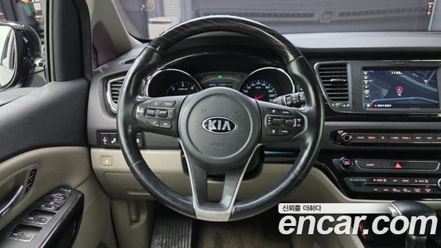 Kia The / новый New Carnival Special, 2019 13