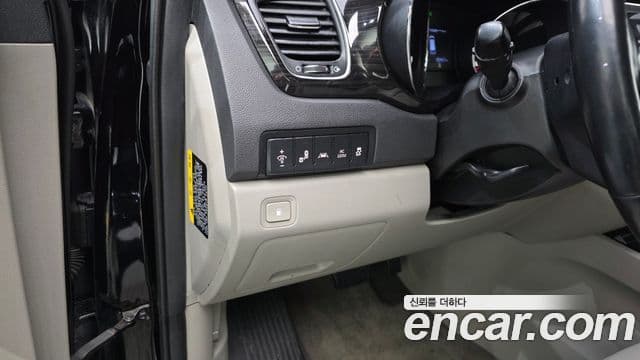 Kia The / новый New Carnival Special, 2019 15