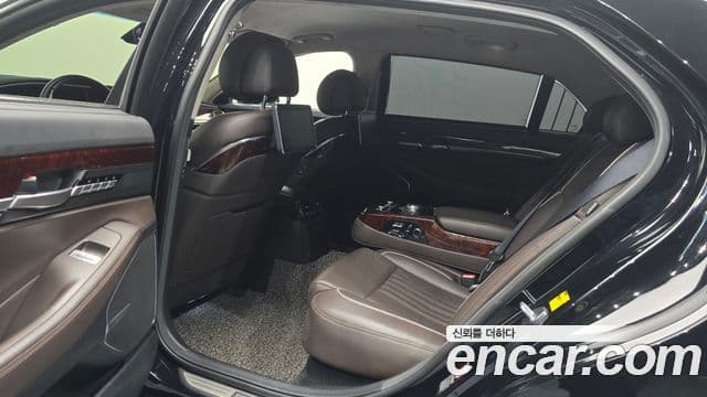 Genesis EQ900 Prestige, 2016 12