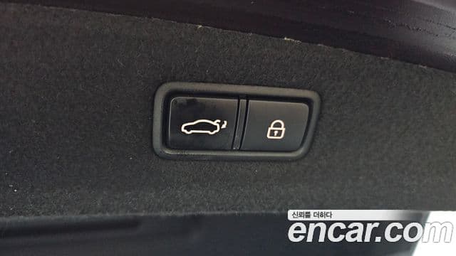 Genesis G90 Luxury, 2019 20