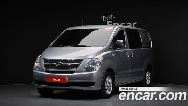 Hyundai Grand Starex CVX Deluxe, 2014 1