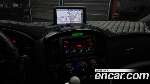 Hyundai Grand Starex CVX Deluxe, 2014 15