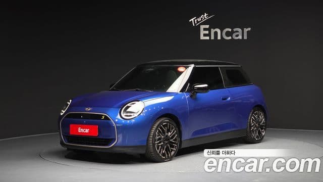 Mini Cooper Электрический (Electric) 4세대 SE favored, 2024 1
