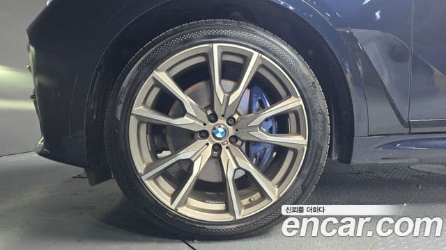 BMW X7 (G07), 2020 все фото