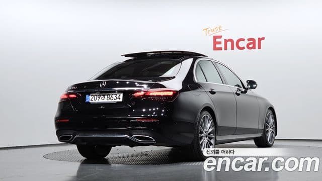 Mercedes-Benz E-класс W213 AMG Line, 2021 2