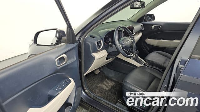Hyundai Venue 1.6 Modern Plus, 2022 10