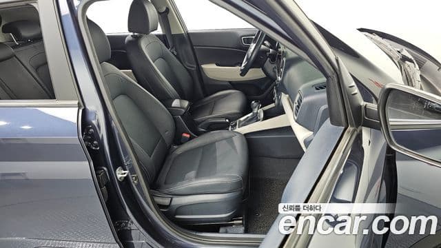 Hyundai Venue 1.6 Modern Plus, 2022 12
