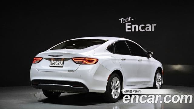 크라이슬러 200 2세대 2.4 Limited, 2015 2