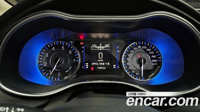 크라이슬러 200 2세대 2.4 Limited, 2015 8