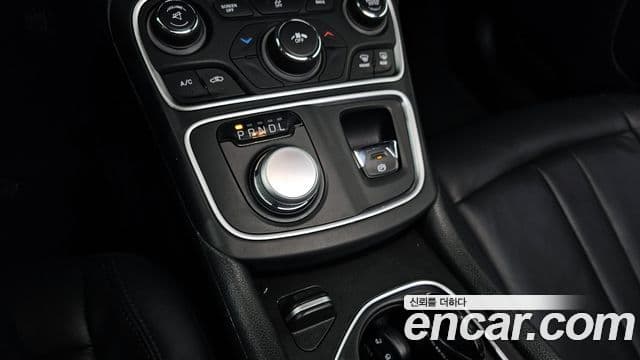 크라이슬러 200 2세대 2.4 Limited, 2015 9