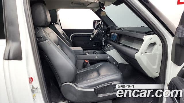 Land Rover Defender (L663) 90 D250 S, 2022 11