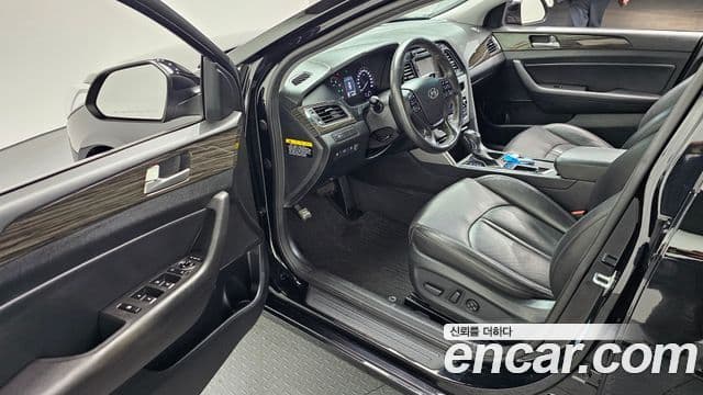 Hyundai LF Sonata 2.0 Smart, 2015 13