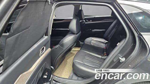 Kia K5 3세대 Signature, 2021 12