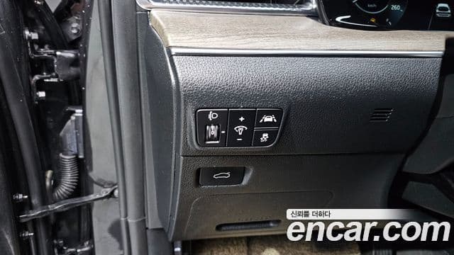 Kia K5 3세대 Signature, 2021 18