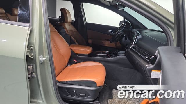 Kia Sportage 5세대 гибрид Signature Gravity 2WD, 2022 10