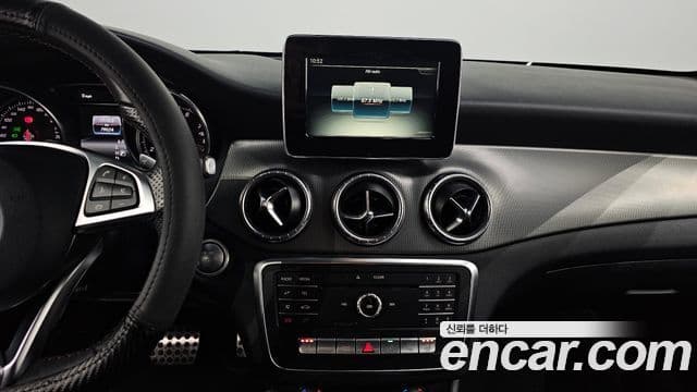 Mercedes-Benz CLA-класс C117 AMG Line, 2018 15