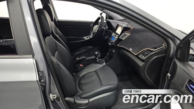 Hyundai Accent(новый кузов / новое поколение) Modern, 2014 10