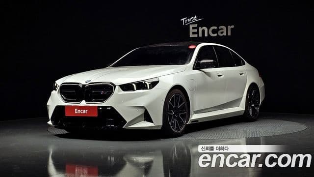 BMW M5 (G90) M5 седан, 2025 1