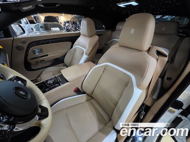 Rolls-Royce Spectre купе, 2024 7