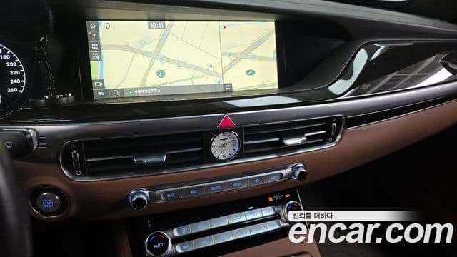 Genesis G90 Luxury, 2021 14