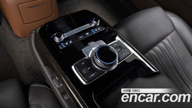 Genesis G90 Luxury, 2021 18