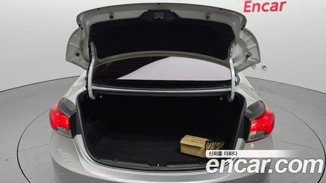 Hyundai Avante MD M16 GDI top, 2012 20