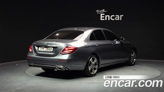 Mercedes-Benz E-класс W213 Avantgarde, 2019 2
