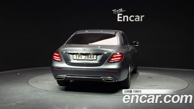 Mercedes-Benz E-класс W213 Avantgarde, 2019 4