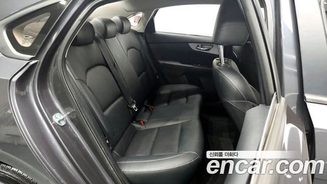 Kia The / новый New K3 2세대 Trendy, 2022 12