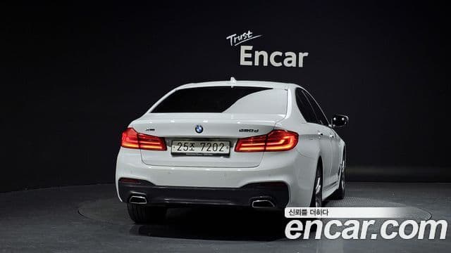 BMW 5시리즈 (G30) 520d xDrive M Sport Plus, 2017 4