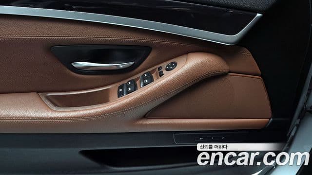 BMW 5시리즈 (F10) 520d xDrive M Aero Dynamic, 2016 18