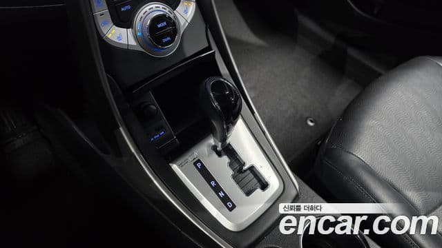 Hyundai Avante MD Luxury, 2012 9